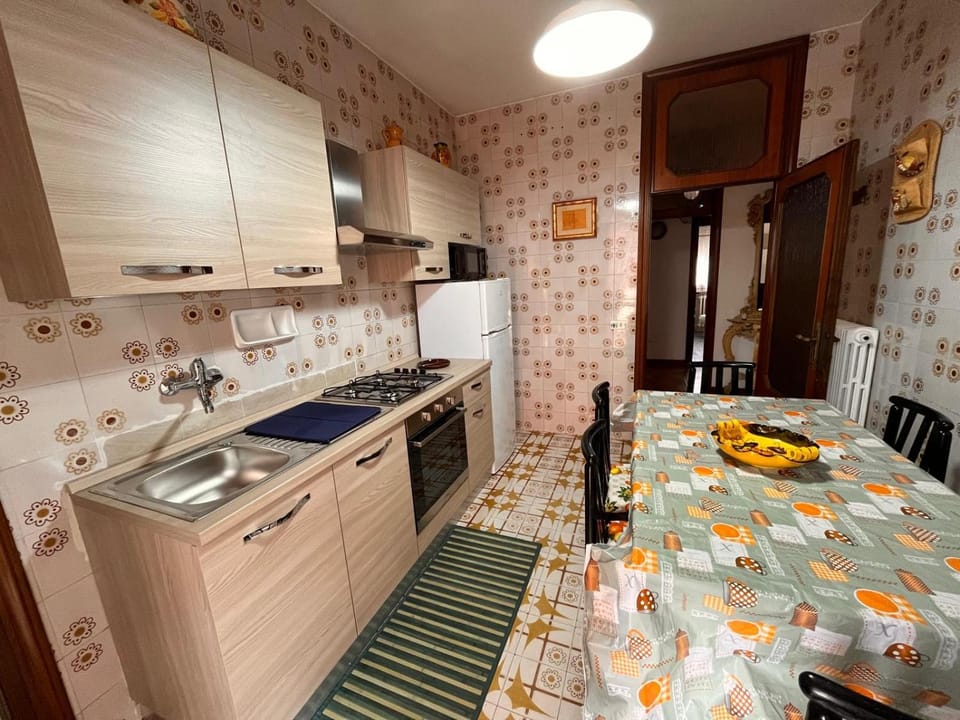 Kitchen or kitchenette, kitchen