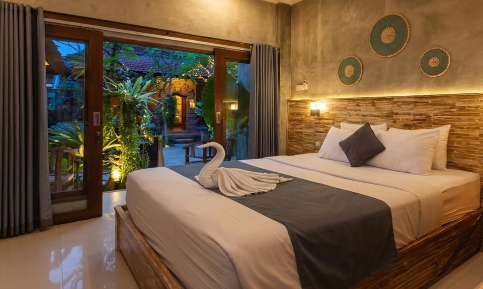 Bedroom, Garden view