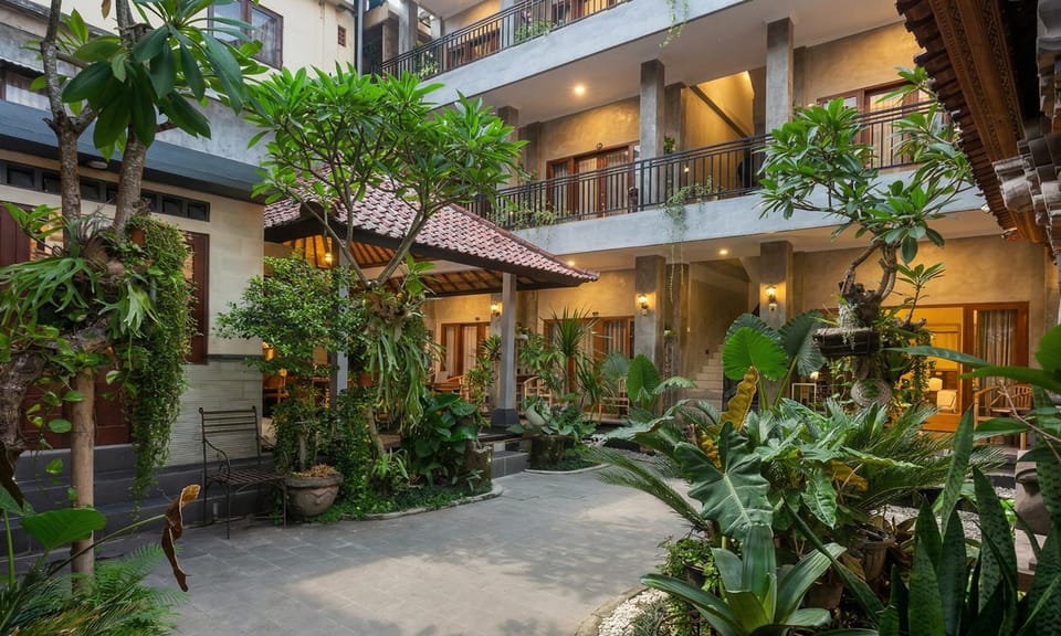 Property building, Garden, Garden view