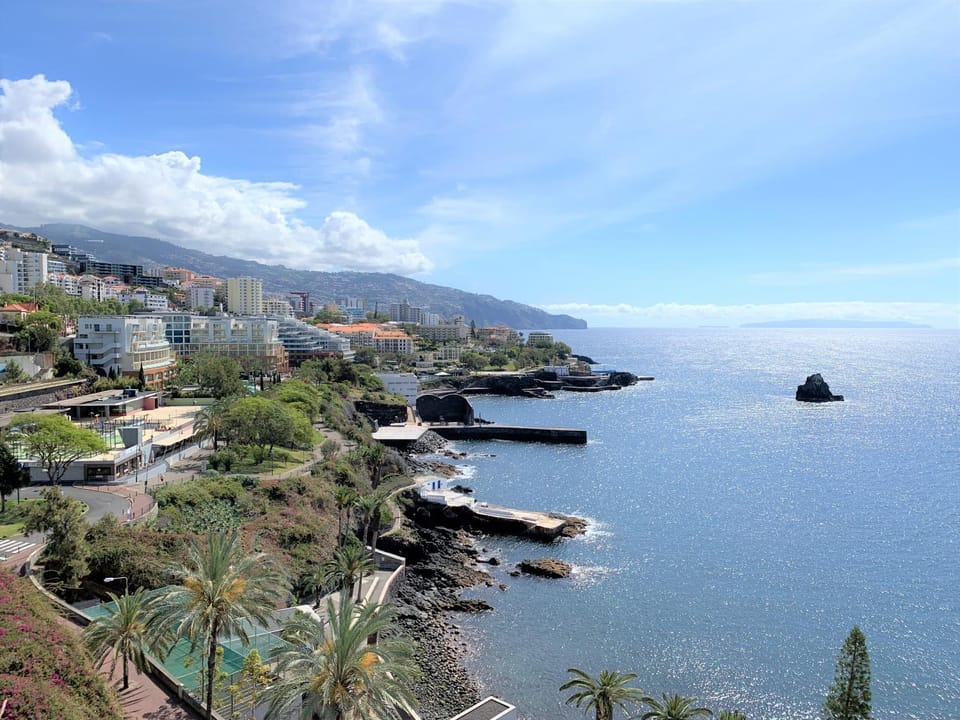 Spring, Off site, Day, Natural landscape, Summer, Children play ground, Minigolf, Beach, Hiking, Sports