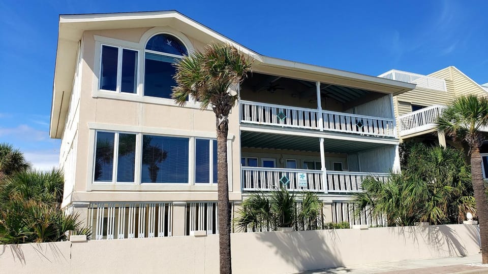 1711-A Strand Avenue by Tybee Vacation Rentals House in Tybee Island