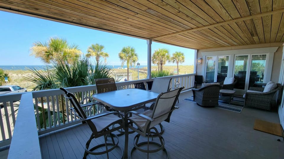 1711-A Strand Avenue by Tybee Vacation Rentals House in Tybee Island