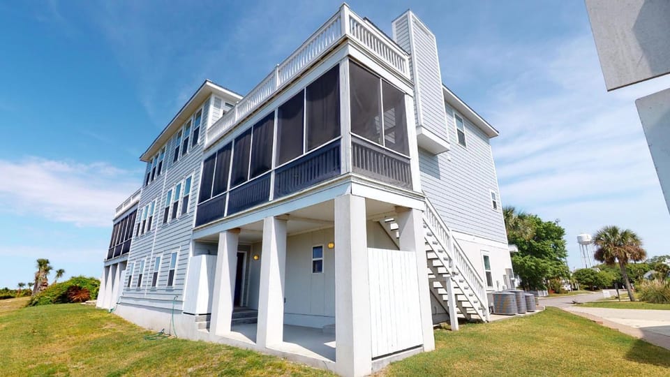 Property building, Garden