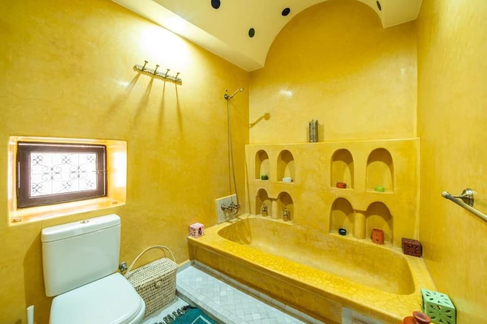 Toilet, Bathroom, Bath