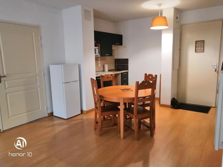 Grand studio à la montagne Apartment in Catalonia