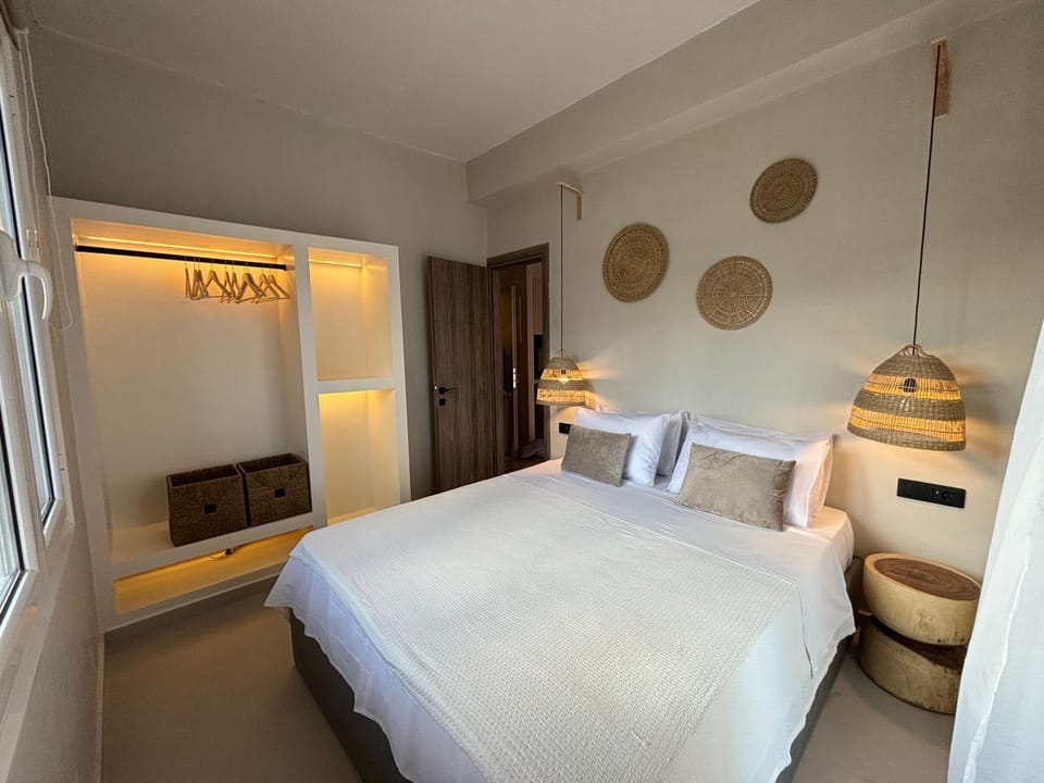 Bed, Photo of the whole room, Bedroom, wardrobe