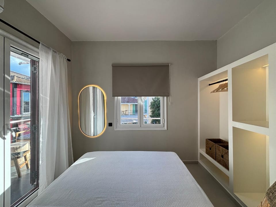 Bed, Photo of the whole room, Bedroom, wardrobe