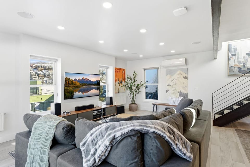 Peak of Park Ave by Park City Vacations House in Park City