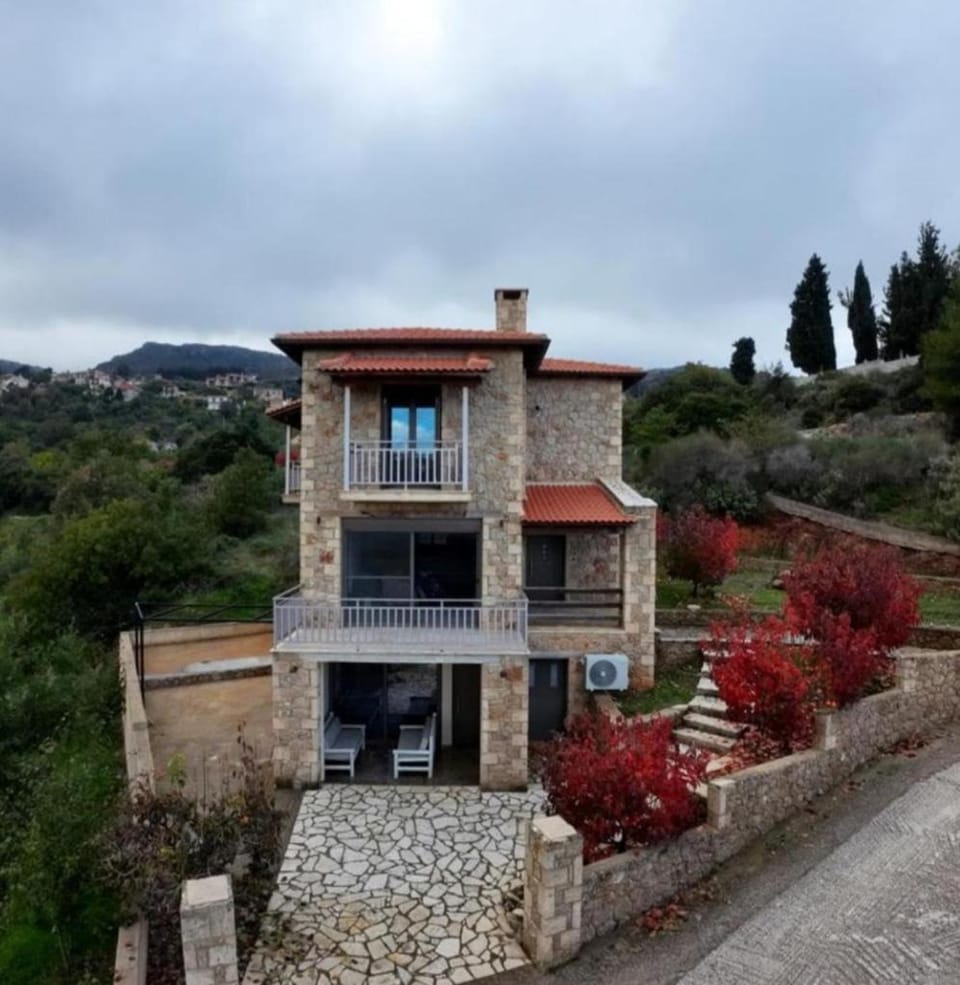 Konstantina 4 House in Peloponnese Region