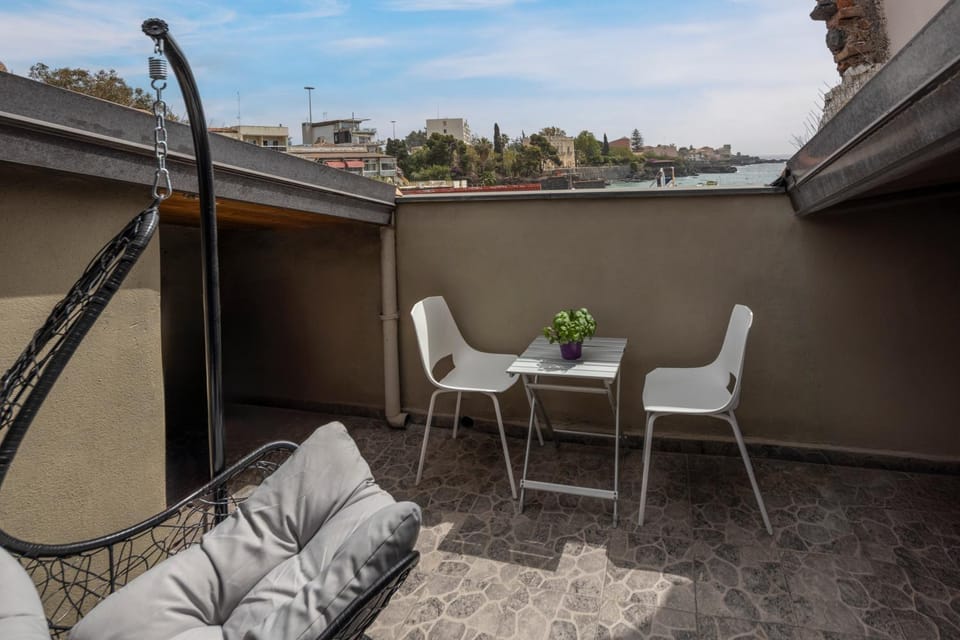 Ciuri's flat House in Catania