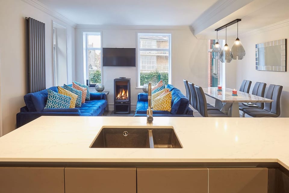 Sandside Beachfront Cottage Perfectly Saltburn House in Saltburn-by-the-Sea