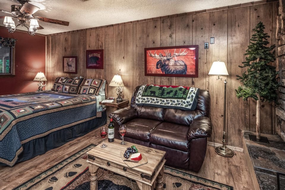 Bed, Living room, Seating area