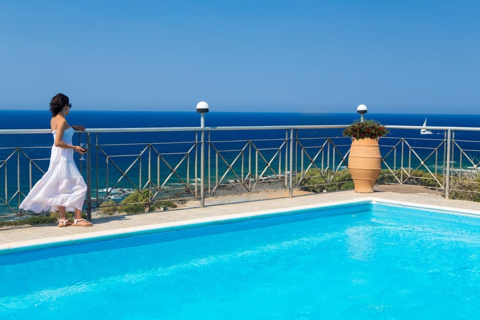 Sea view, Swimming pool