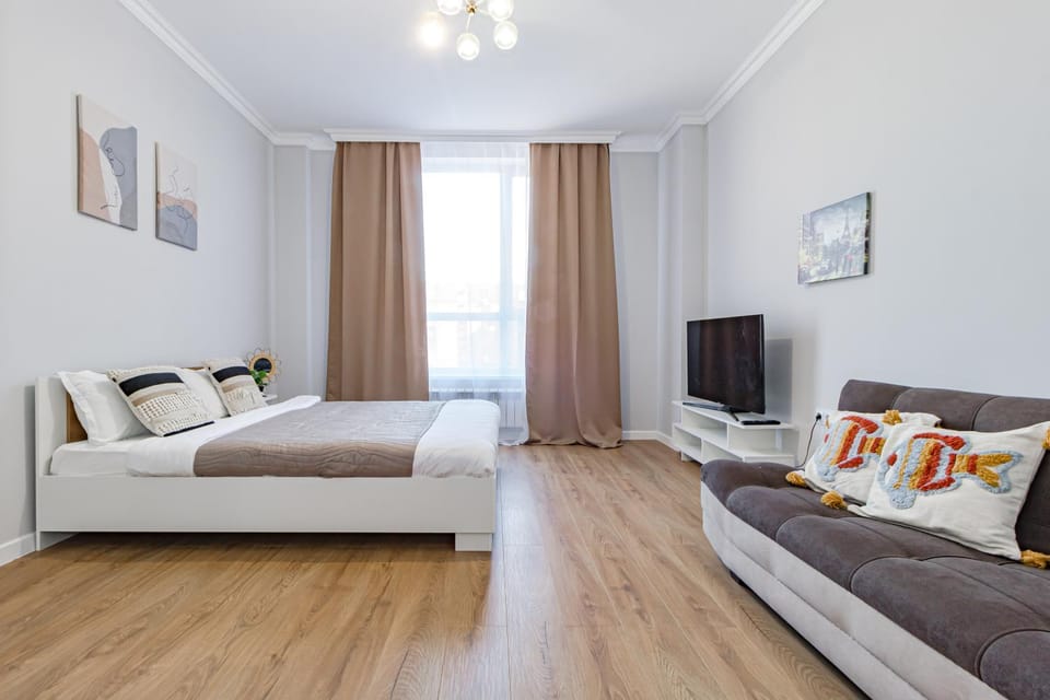 Bed, TV and multimedia, Photo of the whole room, Bedroom