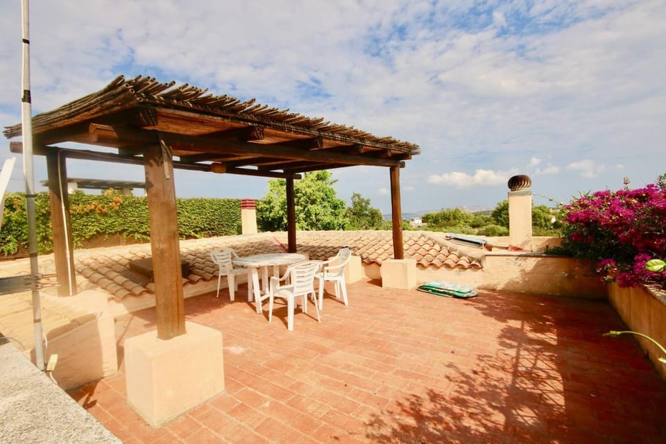 View (from property/room), Balcony/Terrace