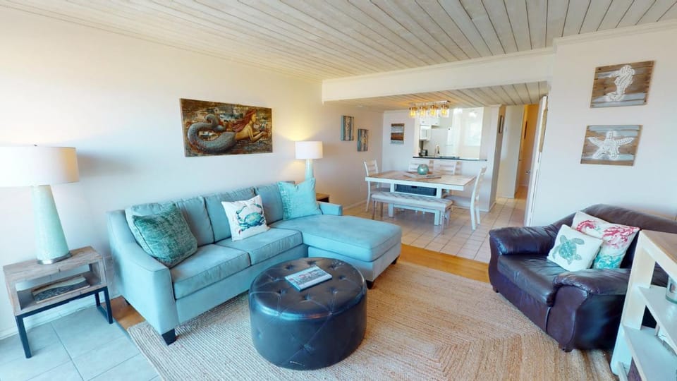 Tybee Lights 112C by Tybee Vacation Rentals House in Tybee Island