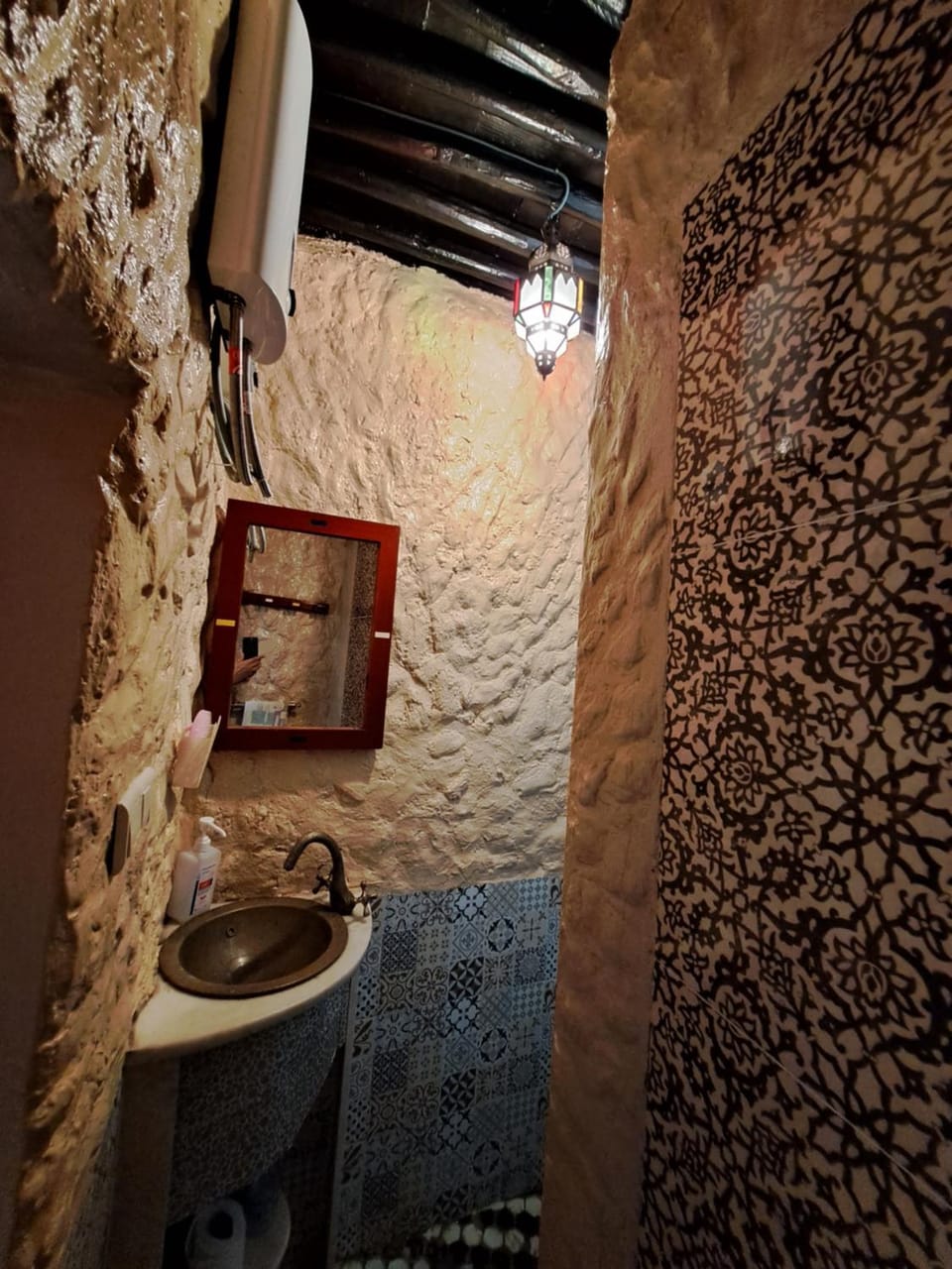 Bathroom, Internal: Not applicable to any particular room