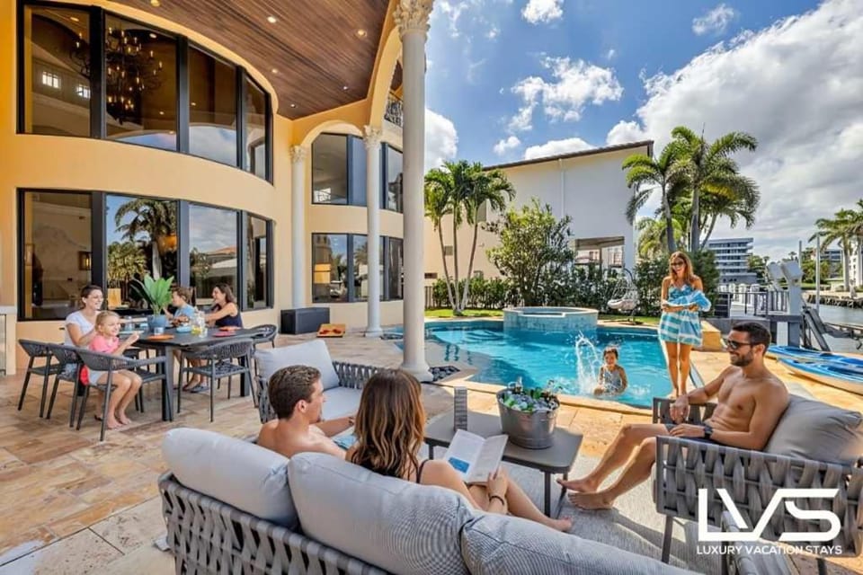 Villa Rhodes Palatial Waterfront Beach Estate House in Delray Beach