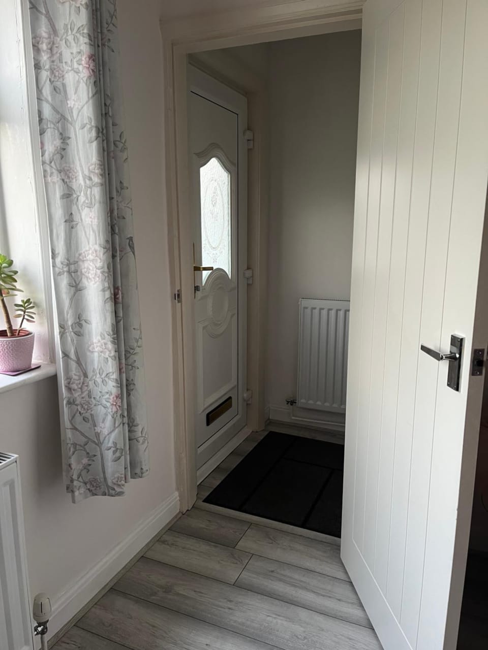 Two Four Four, holiday home in Matlock House in Matlock