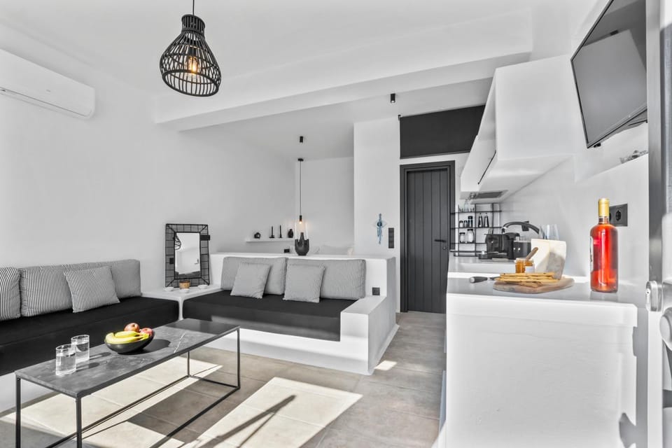 Living room, Seating area, oven, stove