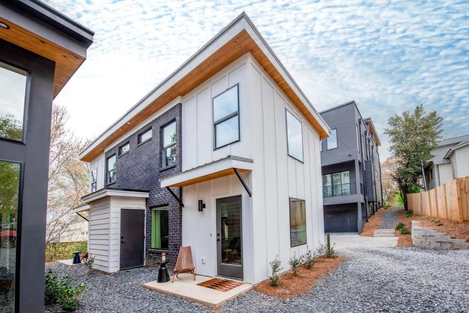 Champagne Wishes House in Atlanta