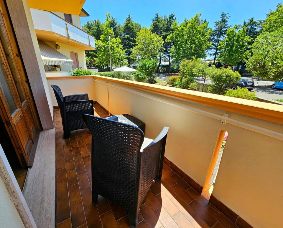Patio, View (from property/room), Balcony/Terrace