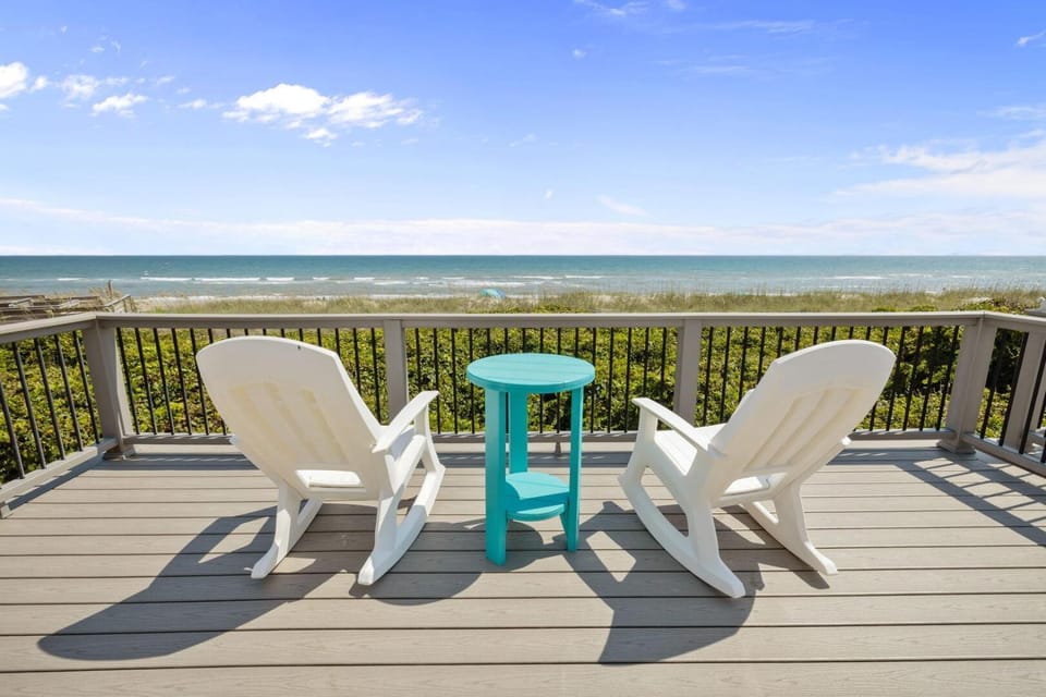 Oceans 2 condo House in Pine Knoll Shores