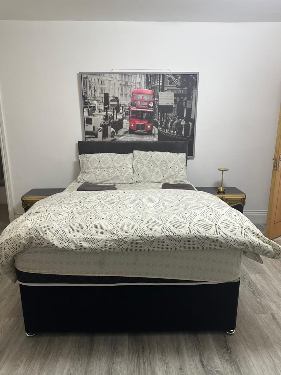 Independent extra large luxury studio flat Bed and Breakfast in Southampton