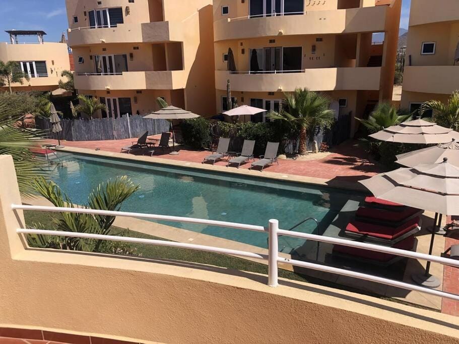9B Ocean View Rooftop, Pool Cerritos Beach Apartment in Baja California Sur