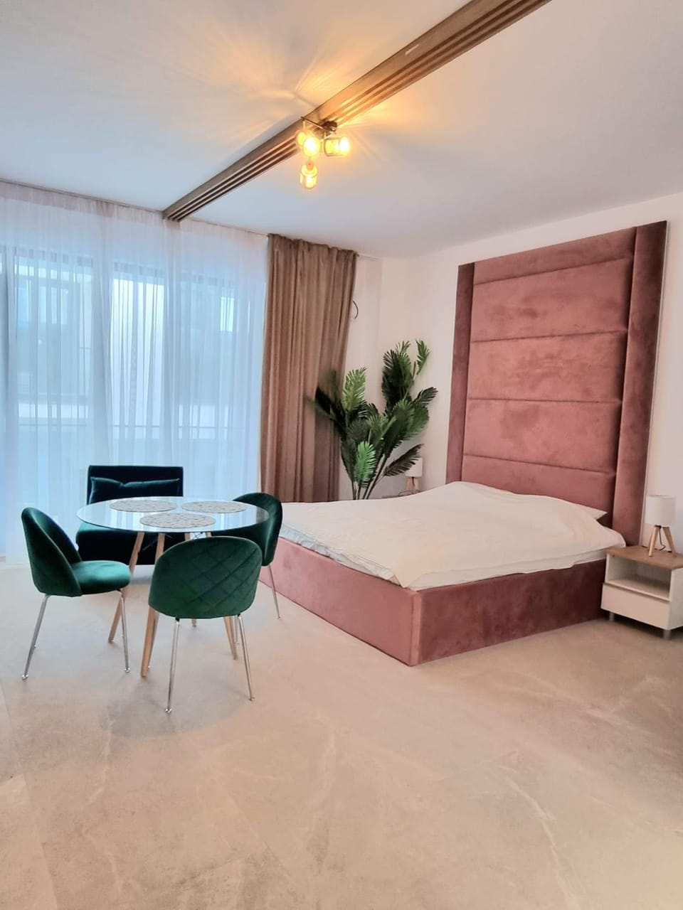 Sara - Endless Summer Mamaia Nord Apartaments Apartment in Constanța County