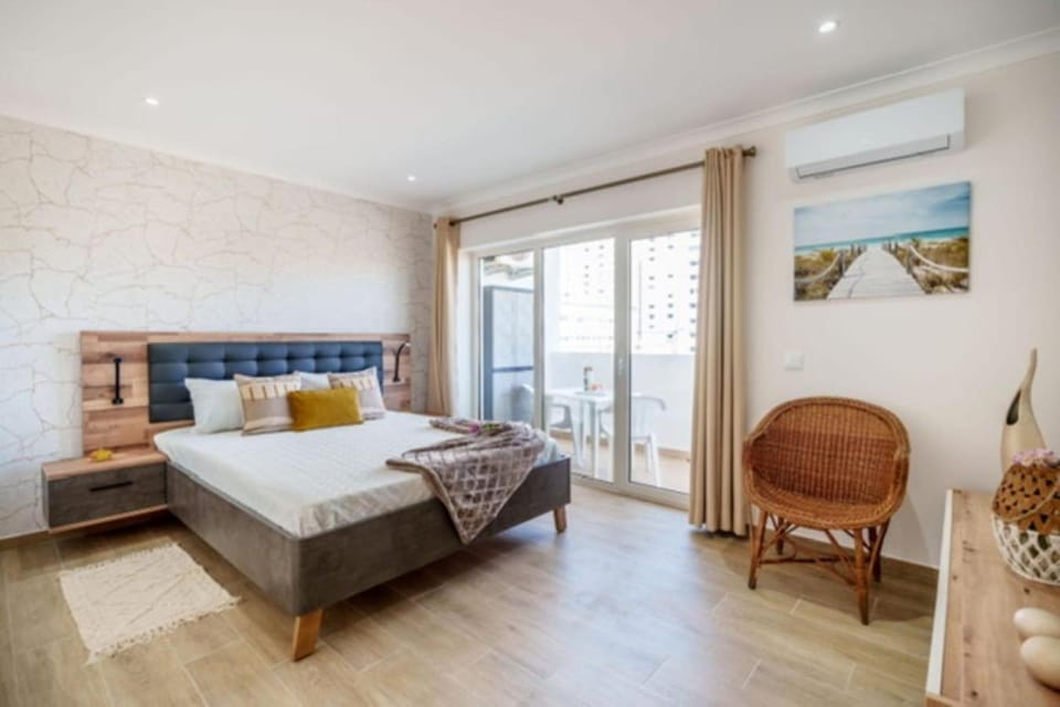 Appartement à 500 m de la Mer Praia da Rocha Apartment in Portimao