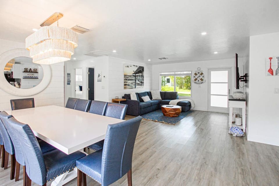 Naples Escape w/ Furnished Patio & Private Pool! House in East Naples
