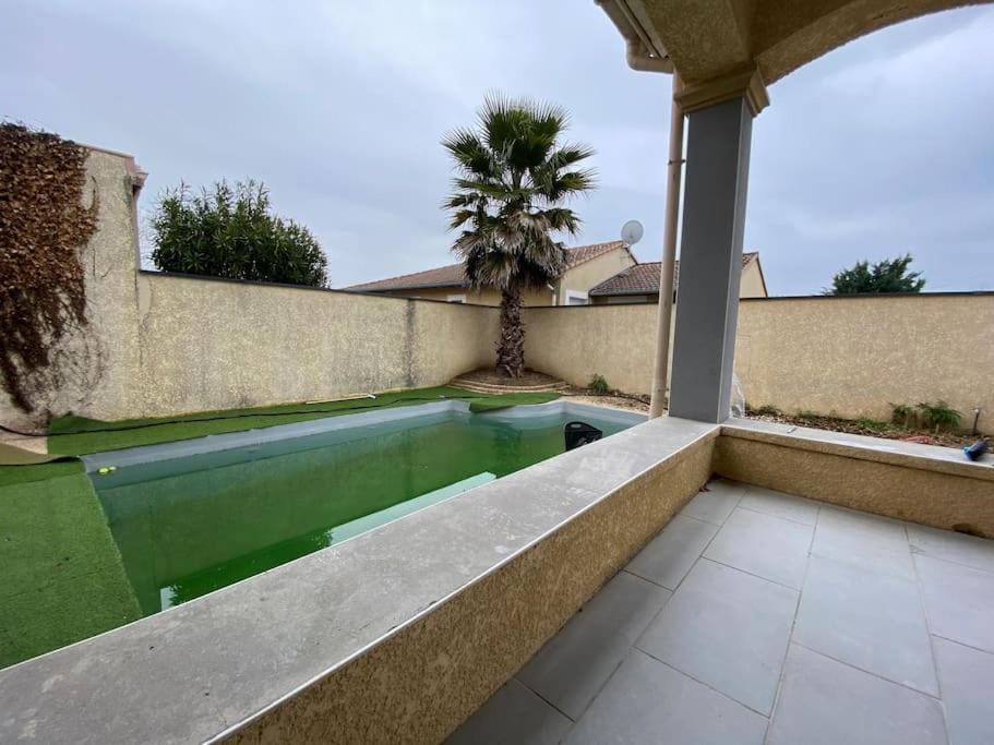 Villa contemporaine avec piscine Villa in Provence