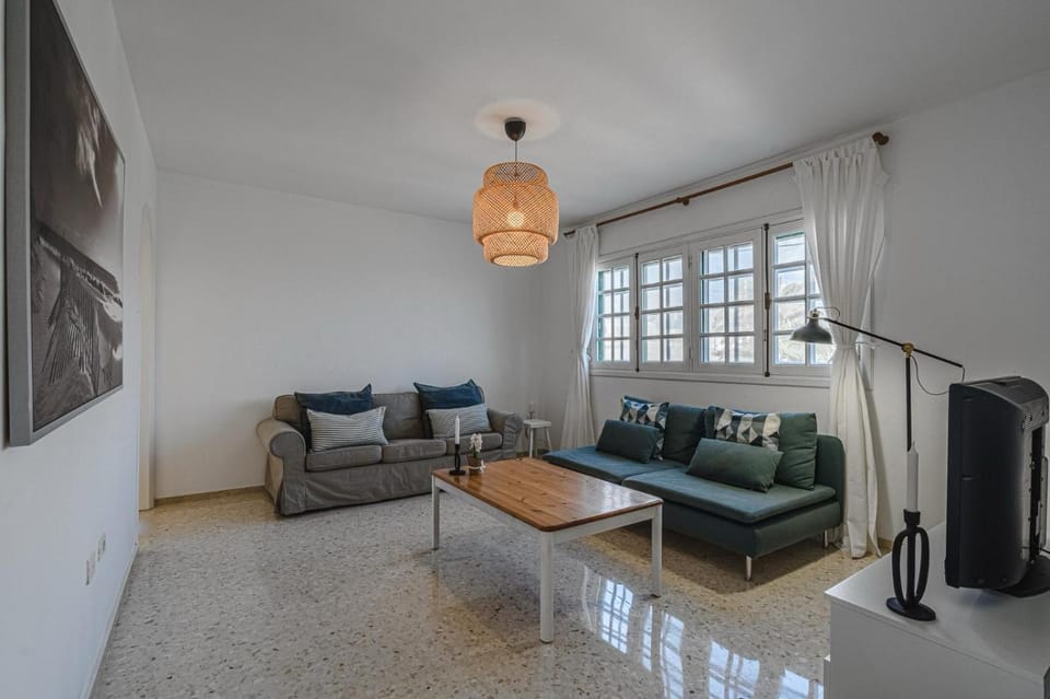 Grande maison en bord de plage House in Canary Islands