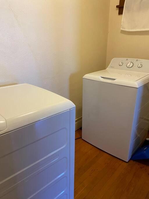 Historic Downtown Flat, # 2 Apartment in Astoria