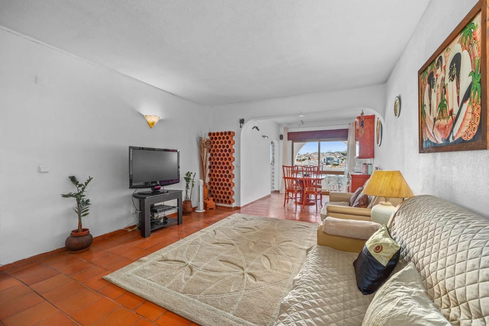 Communal lounge/ TV room, TV and multimedia, Living room, Seating area