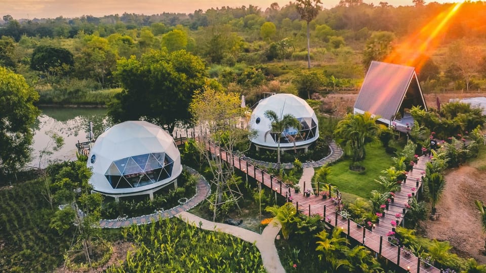 Nakara Villas & Glamping Udon Thani Villa in Laos