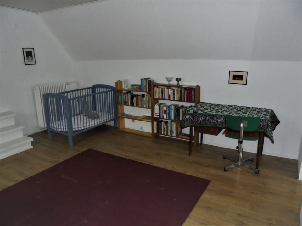 cot