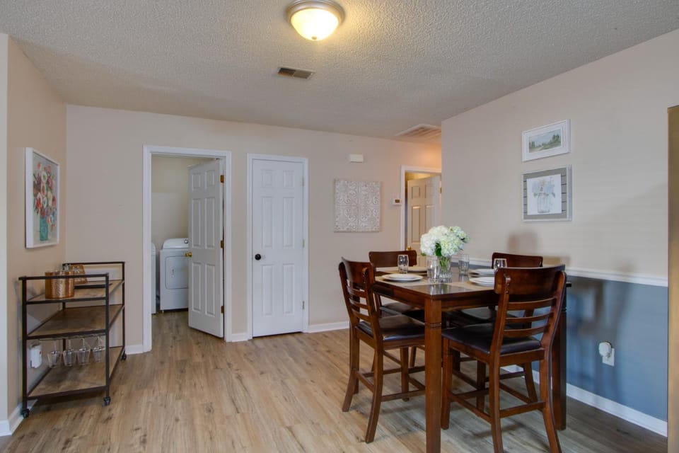 Community Pool! Lexington Home 9 Mi to Lake Murray House in Leesville