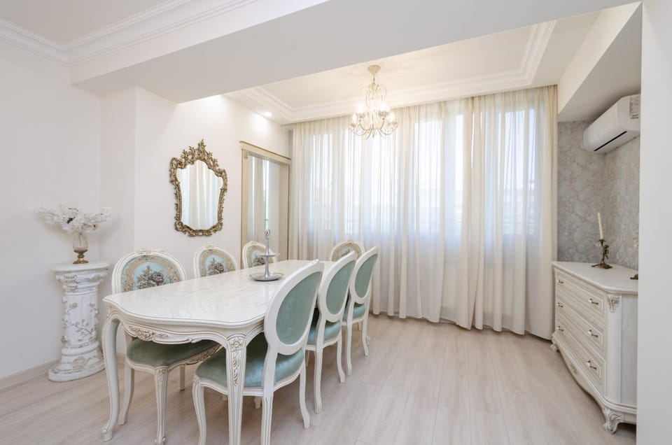 5A beautiful apartment in the center of the capital photo original Apartment in Yerevan
