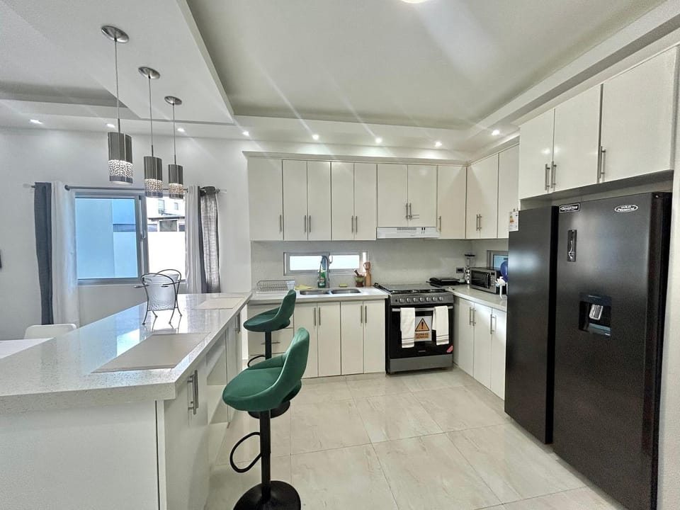 Kitchen or kitchenette, minibar, pet friendly, stove, toaster