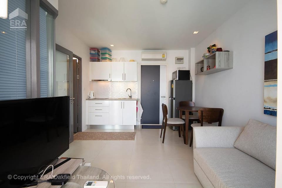 Grand Blue Beach Condo - Laem Mae Phim Beach Apartment in Chon Buri Changwat
