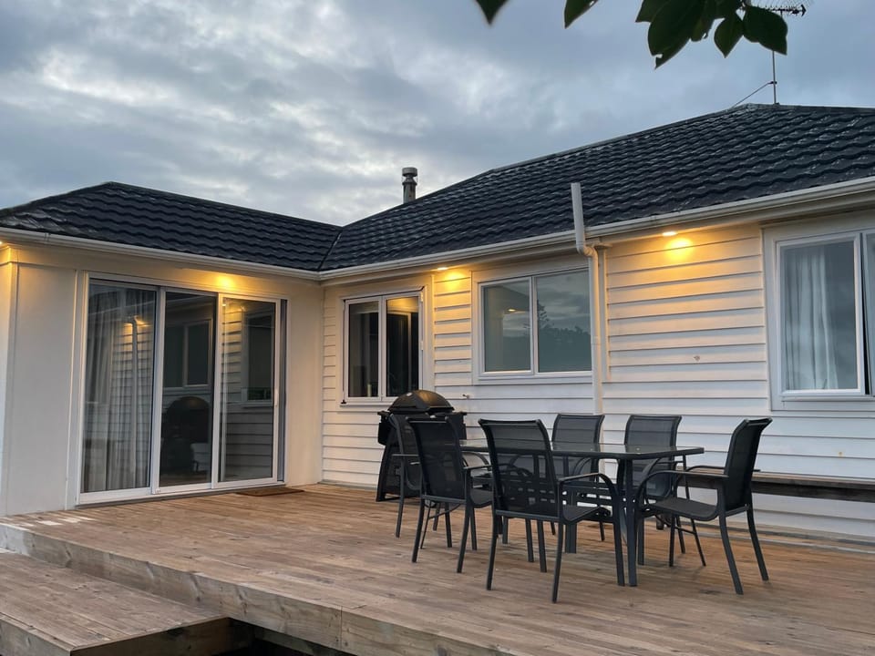 Rata Karaka Bach House in Northland