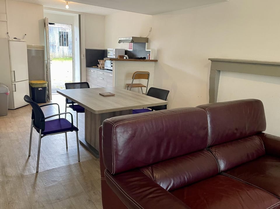 Kitchen or kitchenette, Living room, Dining area