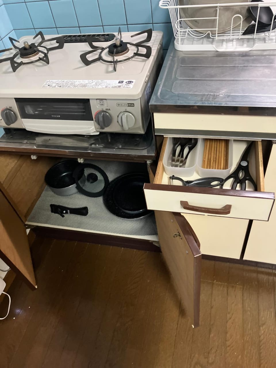 Kitchen or kitchenette, stove