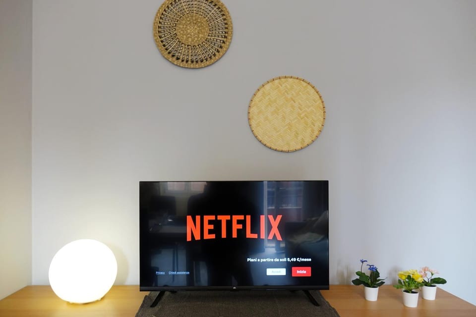 Communal lounge/ TV room, TV and multimedia, Evening entertainment