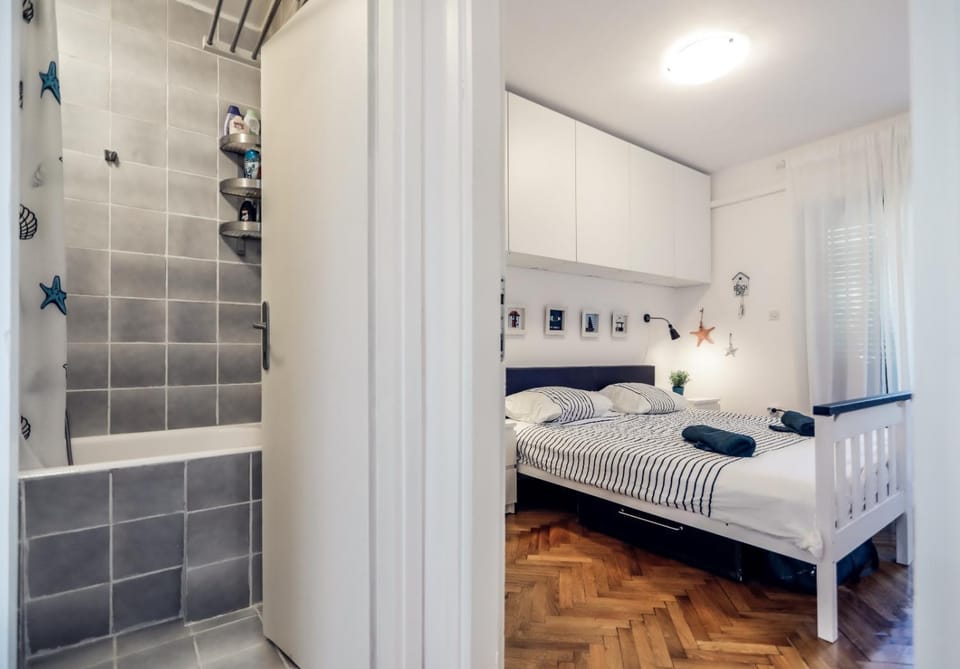 Bathroom, Bedroom