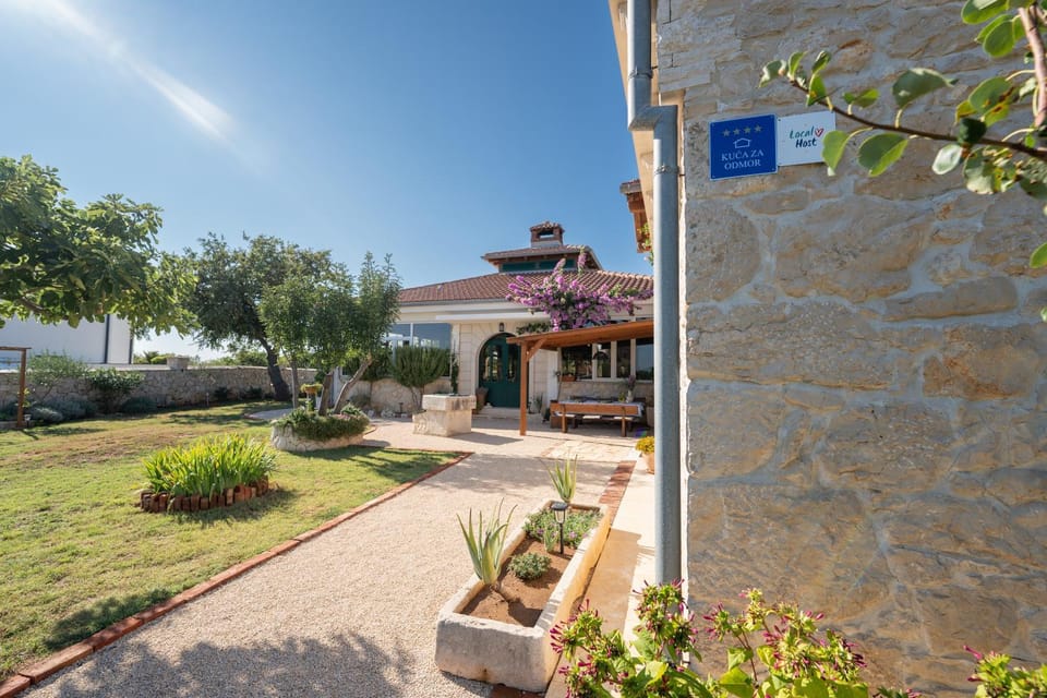 Villa Vidonjica Villa in Novalja