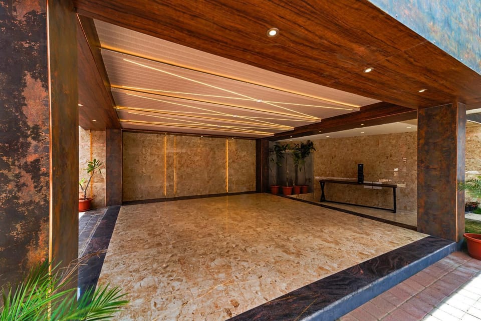 Lounge or bar