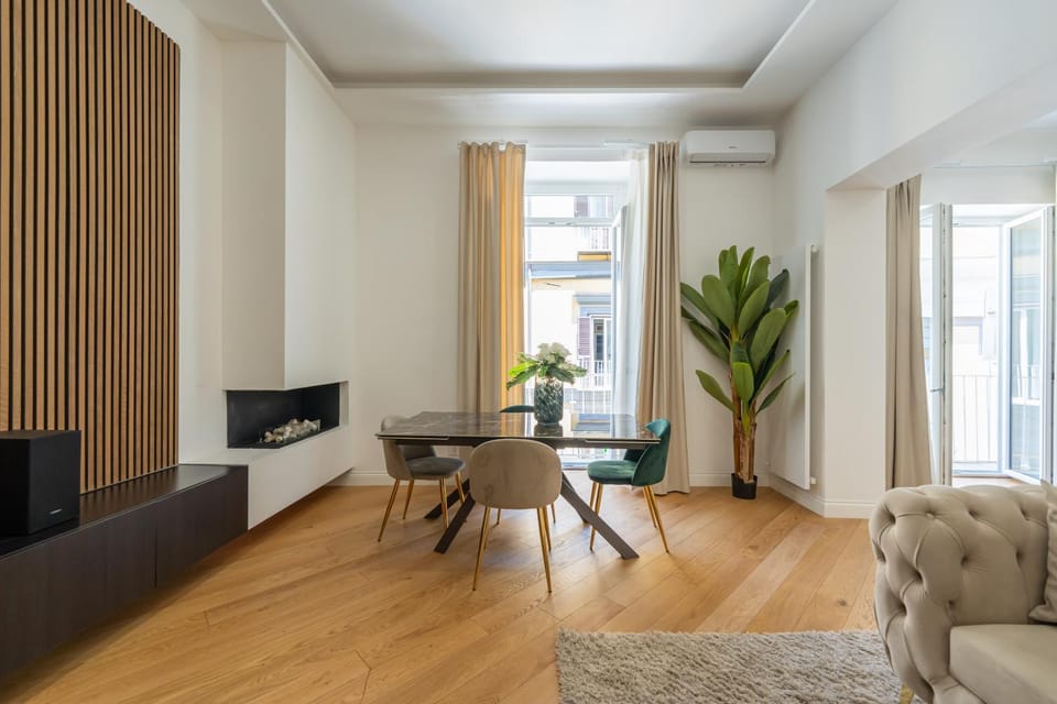 Living room, Seating area, Dining area